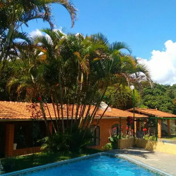 Aconchego Caminho das Cachoeiras, hotel in Rio Acima