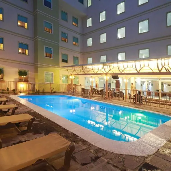 Staybridge Suites Queretaro by IHG, hôtel à Querétaro