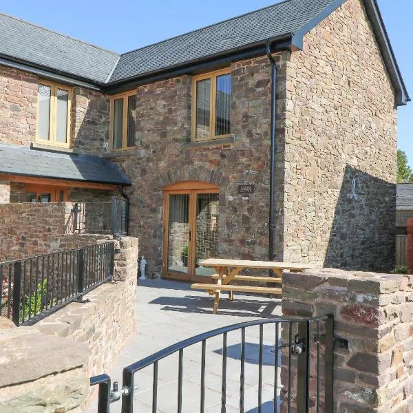 Grange Cottage, hótel í Crediton