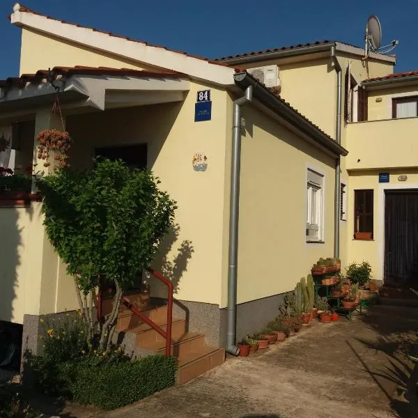 Apartman Luka, hotel vo Fažane