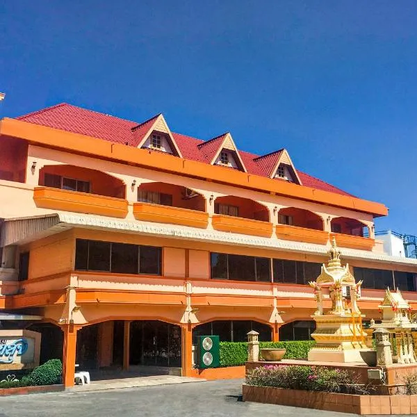 OYO 534 Phasuk Hotel, hotel di Pran Buri