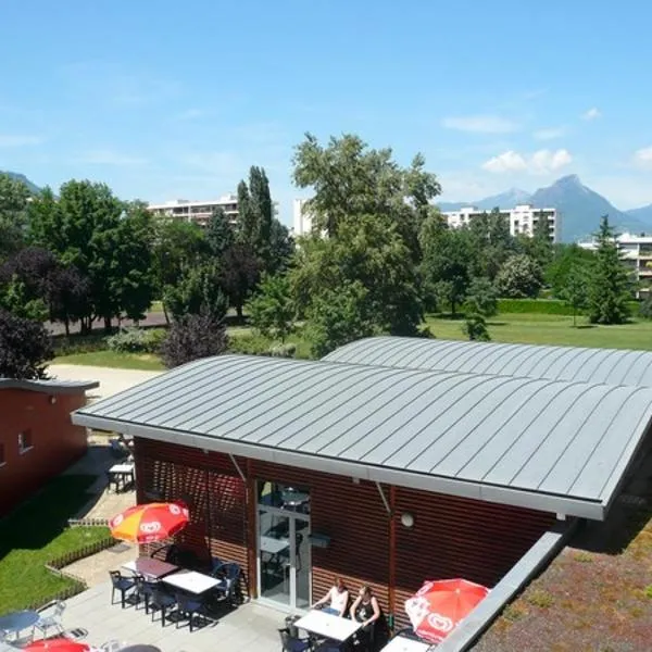 Auberge de Jeunesse HI Grenoble, hotel din Échirolles