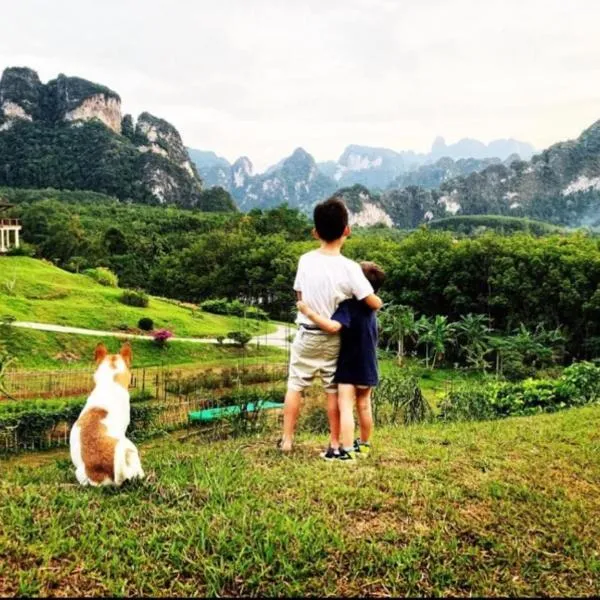 Billion Views Khaosok Homestay, hotel in Khao Sok National Park