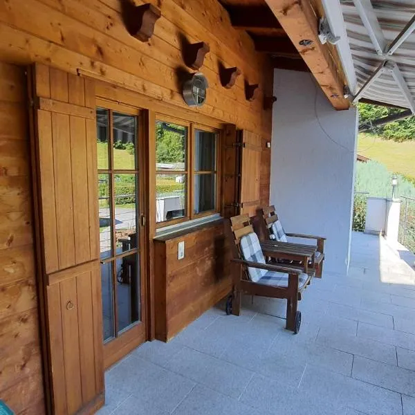 Chalet Landhaus Einsiedler, hotel v destinaci Sankt Gallenkirch