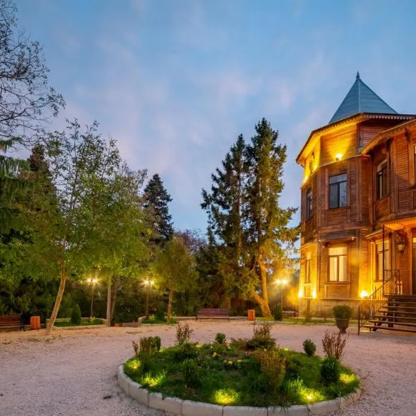 The Residence Hotel & Cottages, hotel in Tbisi