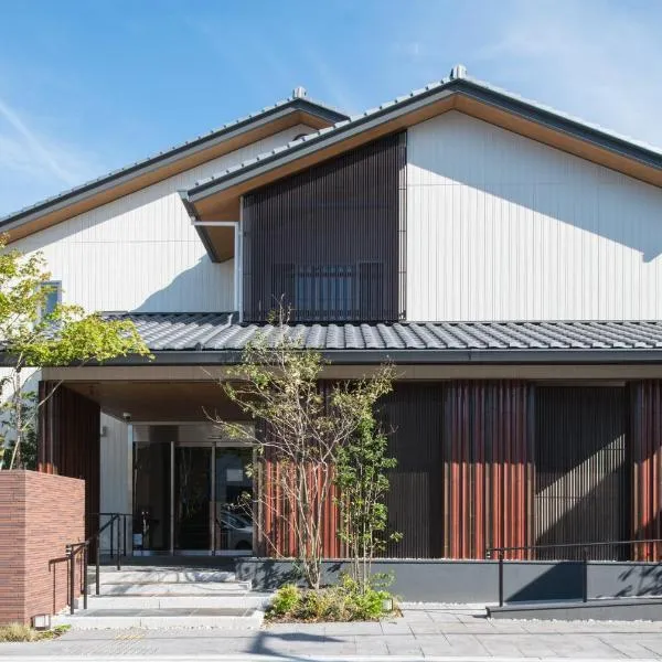 GRAND BASE Hakata Gofuku, hotel v destinaci Fukuoka