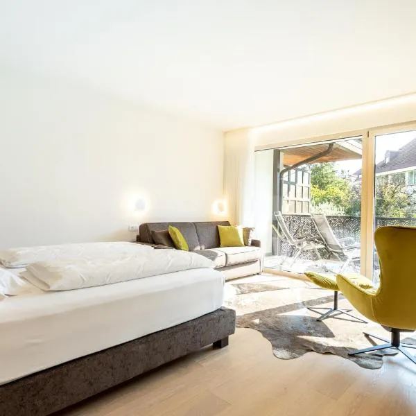 Hotel Gartenresidence Zea Curtis, ξενοδοχείο στο Μεράνο