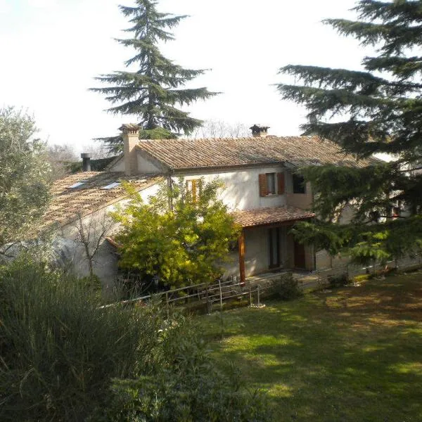 Agriturismo Le Vergare, hotel v destinaci Offagna