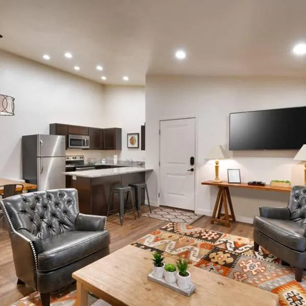 5J Top Floor RedCliff Condo, Pool & Hot Tub, hotel v destinaci Moab