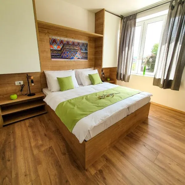 Life Hostel Slovenia, hotell i Radovljica