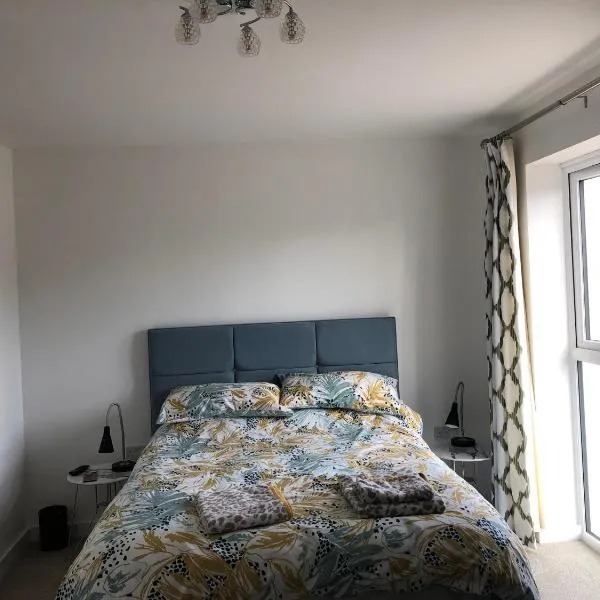 2 Lapwing Drive, hotel in Hayle