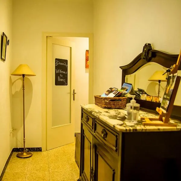 Apartamento familiar tercera planta sin ascensor con wifi, hotel v destinaci Navás