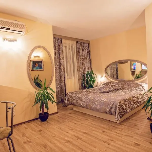 Hotel Color, hotel i Varna