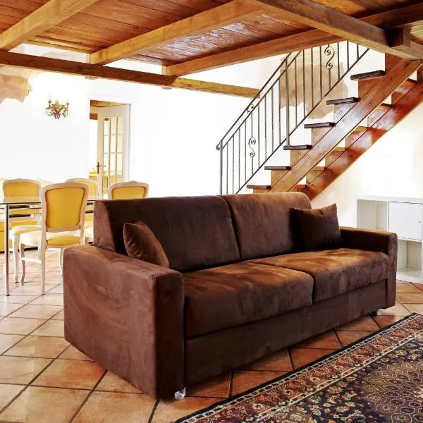 P&P Piazza Bergamo Apartment、ベルガモのホテル