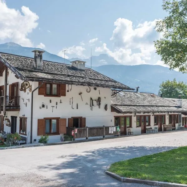 Appartamento Adamello 12, hotel v destinaci Pinzolo