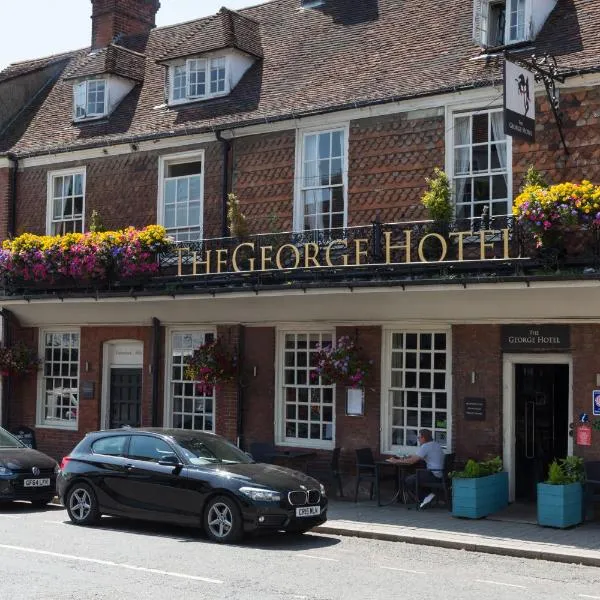 The George Hotel & Brasserie, Cranbrook、クランブルックのホテル