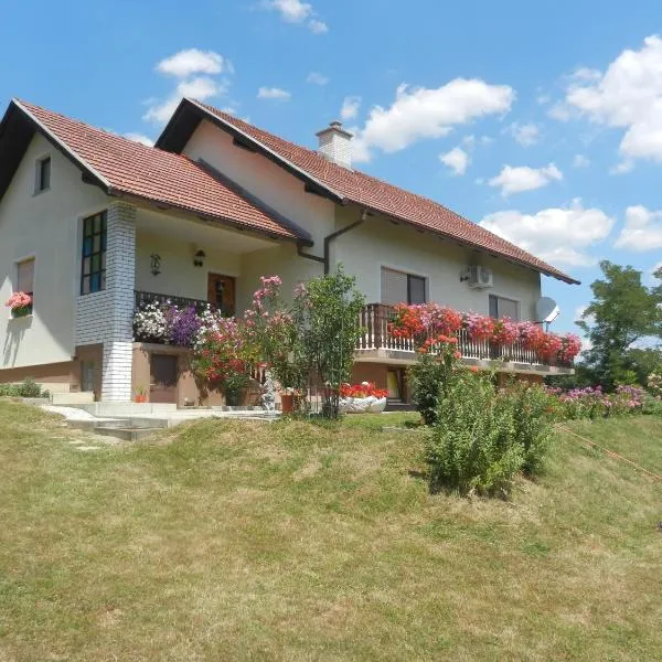 Urlaub für die Seele - Erholung Pur in der Natur - Ferienhaus mit Infrarotkabine & RELAX-Raum, hotel en Rucmanci