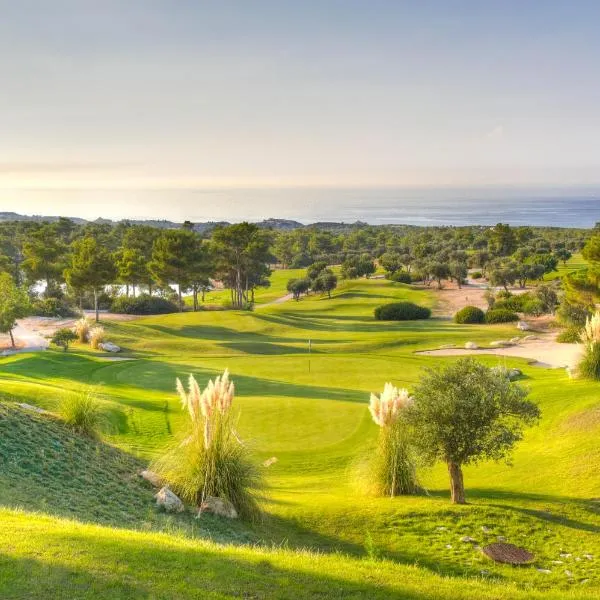 Korineum Golf & Beach Resort, hotel v destinaci Kyrenia