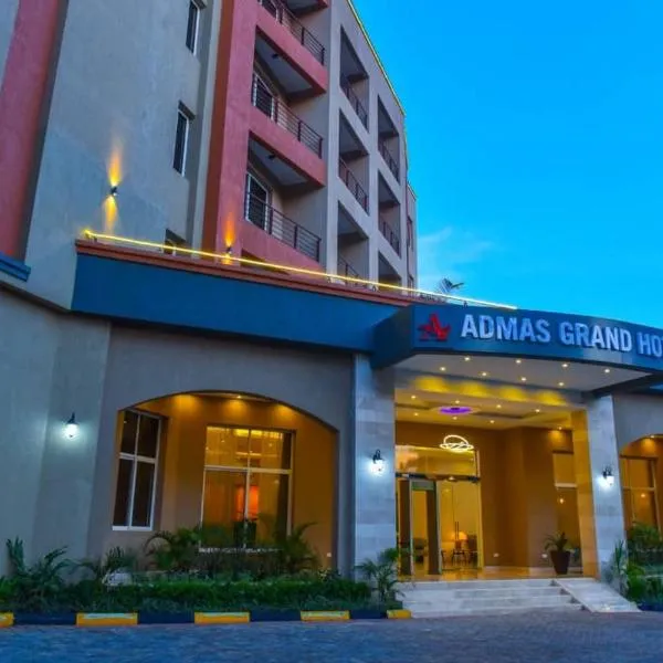 Admas Grand Hotel, hotel u gradu Entebe