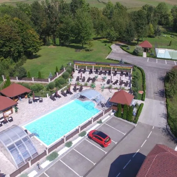 SEDRA Holiday Resort-Adults Only-Bed & Breakfast, hotel en Grabovac