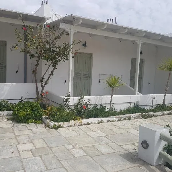 ISALOS ROOMS ON THE BEACH, hotel Szérifoszban