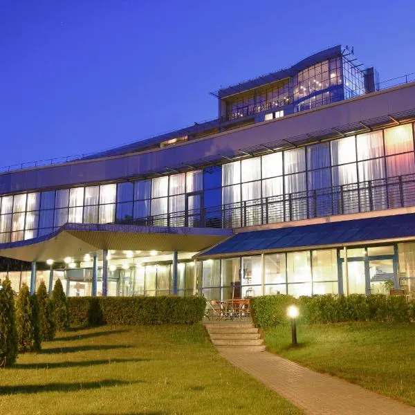 Bellevue Park Hotel Riga with FREE Parking, hotel in Riga