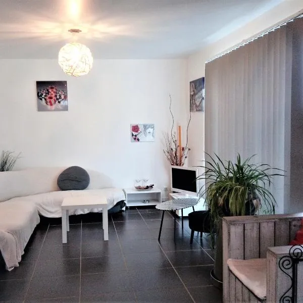 Le Soleil en Gironde, hotel in Vrillant