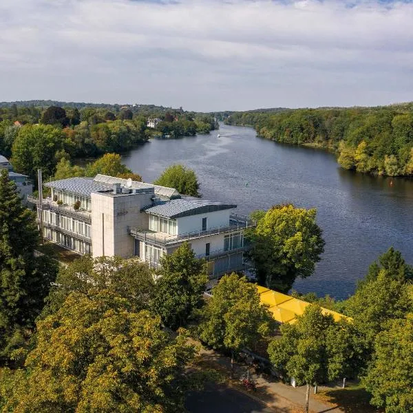 Seminaris Hotel Potsdam Griebnitzsee, hotel v destinaci Potsdam