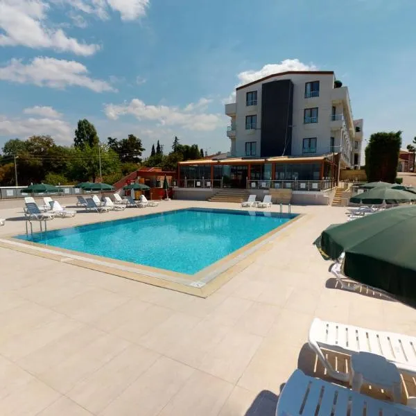 DOUBLE ROYAL HOTEL, hotel in Kocaeli