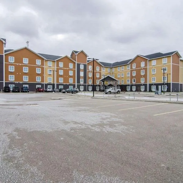 Quality Inn & Suites, hotel in Estevan