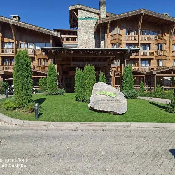 Mountain view Private apartments in Pirin Golf and SPA resort, khách sạn ở Razlog
