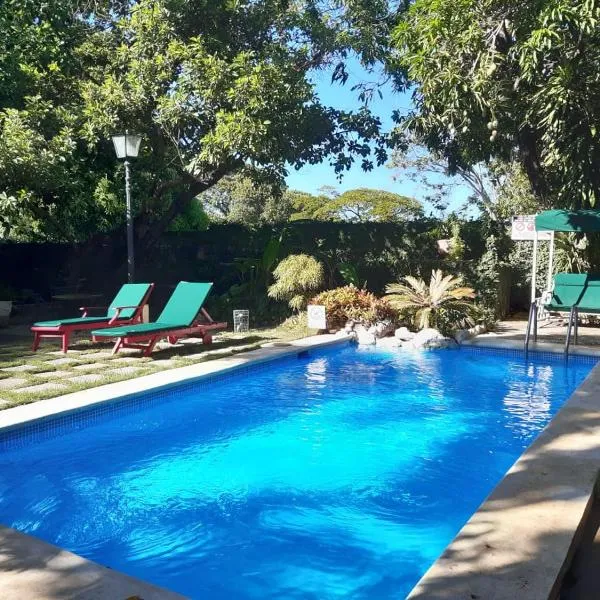 Villa Carolina Bed and Breakfast, hotel v destinaci San Felipe de Puerto Plata