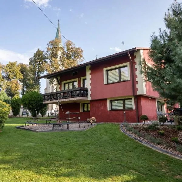 Staymoovers - Piękna Willa w pobliżu Krakowa, Hotel in Paszkówka