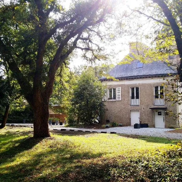 KastellRen - Rennes - Grand parking privé – hotel w mieście Rennes