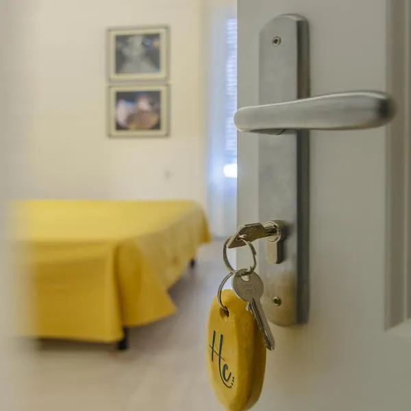 City Hotel, khách sạn ở Viareggio