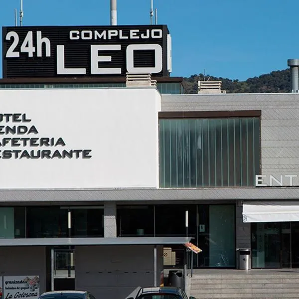 Complejo Leo 24H, hotel in Puebla del Maestre