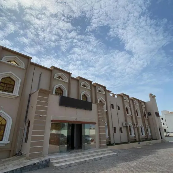 Hotel Danat Al Khaleej, готель у місті Qaryat al ‘Ayjah