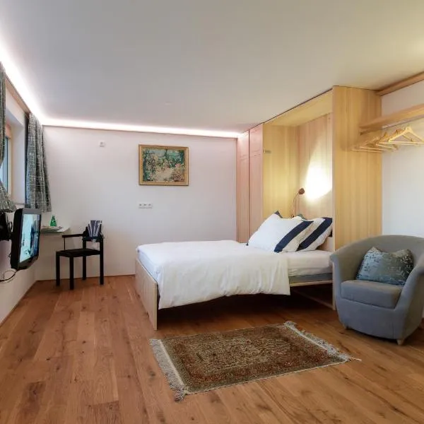 Business Apartment, hotel v destinaci Schwarzach