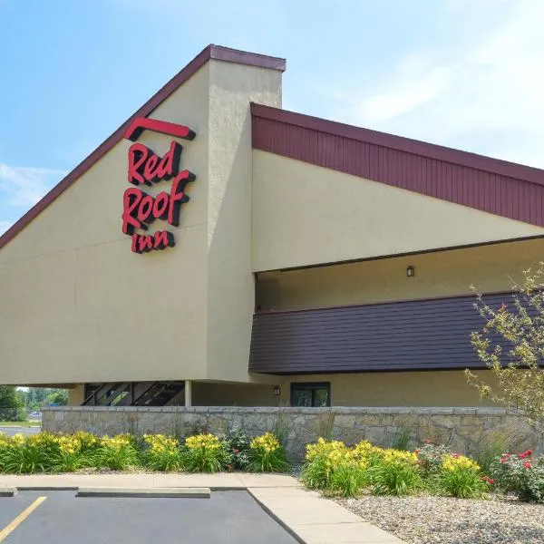 Red Roof Inn Champaign - University, готель у місті Mahomet