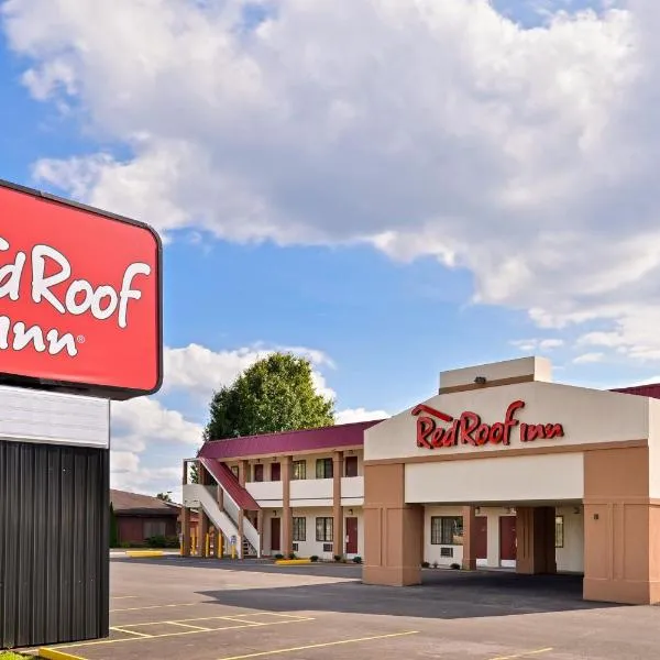 Red Roof Inn Marietta、Williamstownのホテル