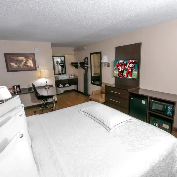 Red Roof Inn PLUS+ Statesville, hotel en Statesville