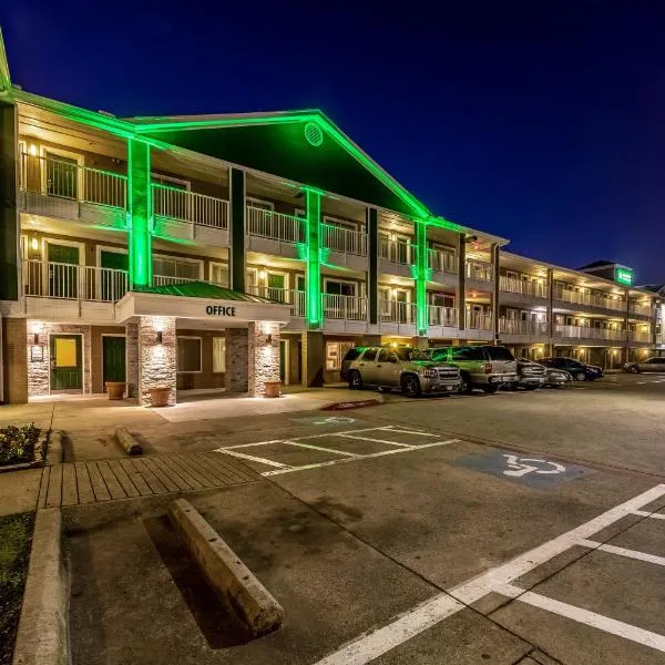 HomeTowne Studios by Red Roof Dallas - Mesquite, ξενοδοχείο σε Mesquite