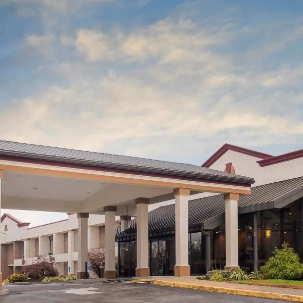 Red Roof Inn & Suites Mt Holly - McGuire AFB, hotel em Westampton Township