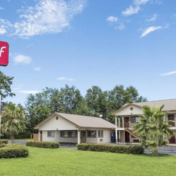 Red Roof Inn Chipley, hotel di Bonifay