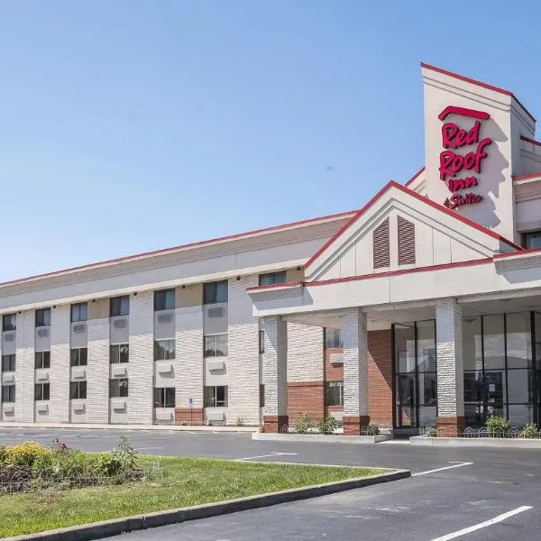 Red Roof Inn & Suites Cleveland - Elyria, hotel em Amherst