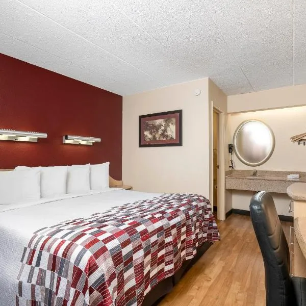 Red Roof Inn Louisville Expo Airport, hotel v destinaci Louisville