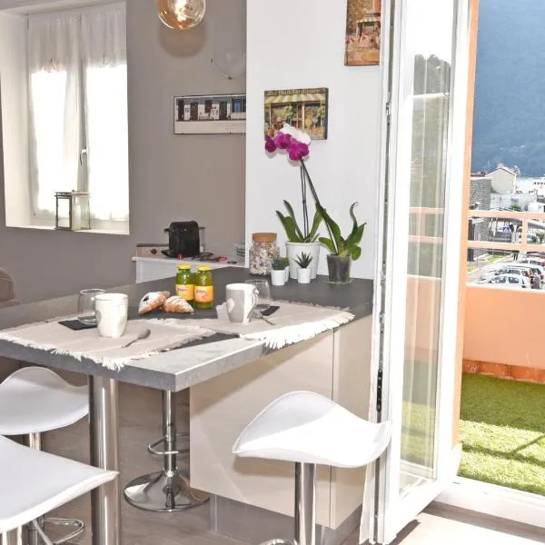 LE PETIT BONHEUR, hotel v destinaci Como