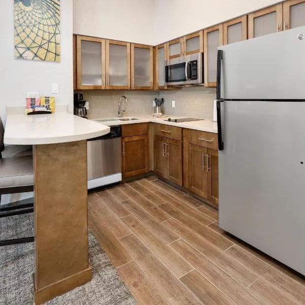 Staybridge Suites San Antonio - Schertz by IHG, hotel in Schertz