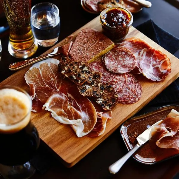 Kimpton - Armory Hotel Bozeman by IHG, hotel v destinaci Bozeman