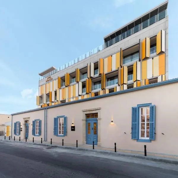Hotel Indigo Larnaca, an IHG Hotel-ADULTS ONLY: Aradhippou şehrinde bir otel